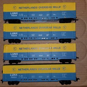 HO Bachmann 4 Netherlands Overseas boxcars